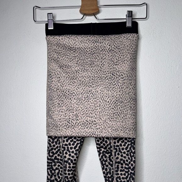 Lululemon Wunder Under SE Dance Skirt Leggings Animal Print Size 2 - Picture 9 of 9